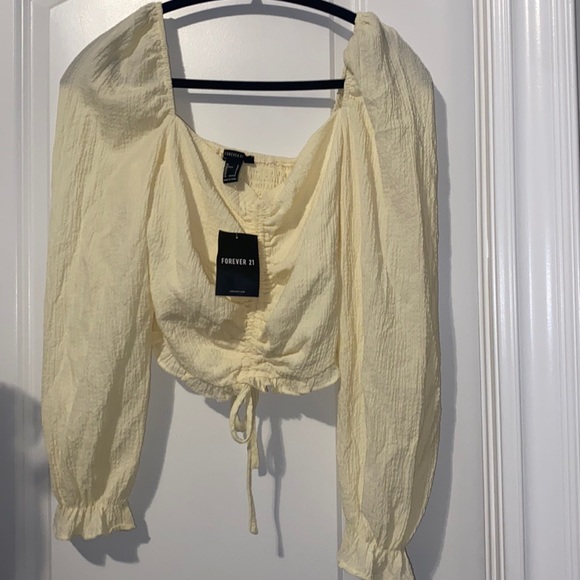 Forever 21 cream crop top - Picture 2 of 3